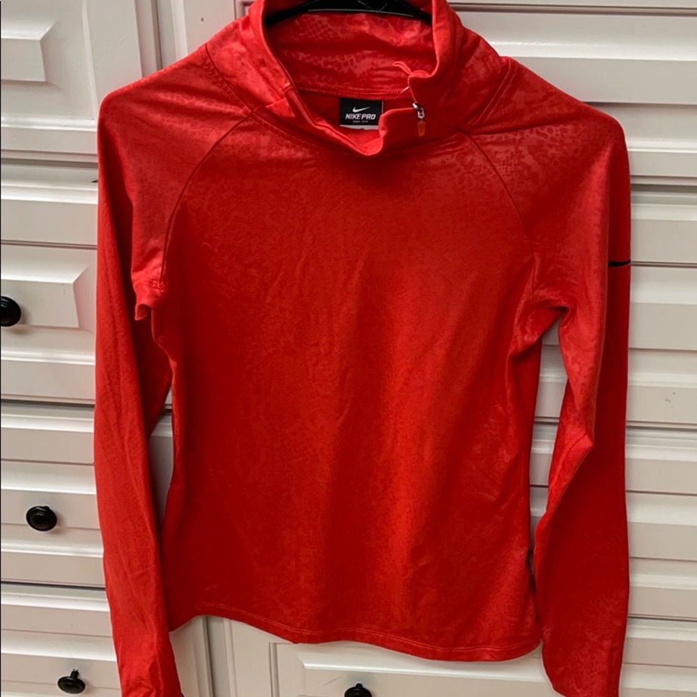 Nike Pro pullover orang snake print